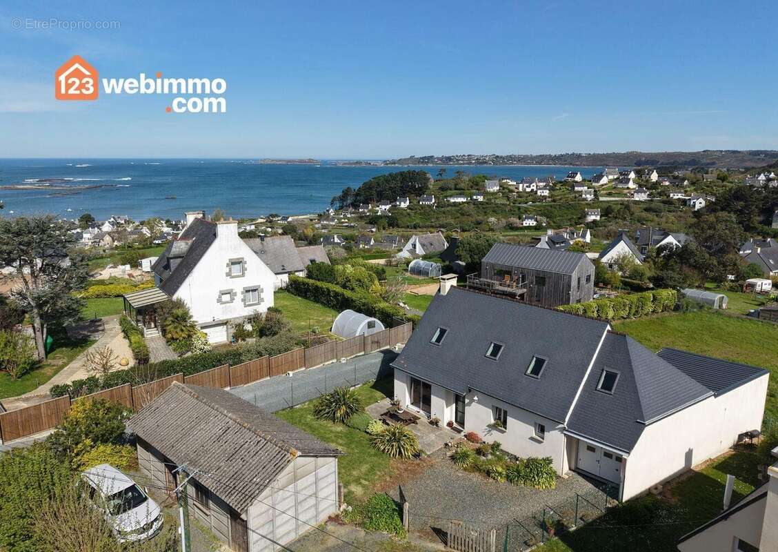 Maison 151 m² à Tredrez-Locquemeau  - photo 3