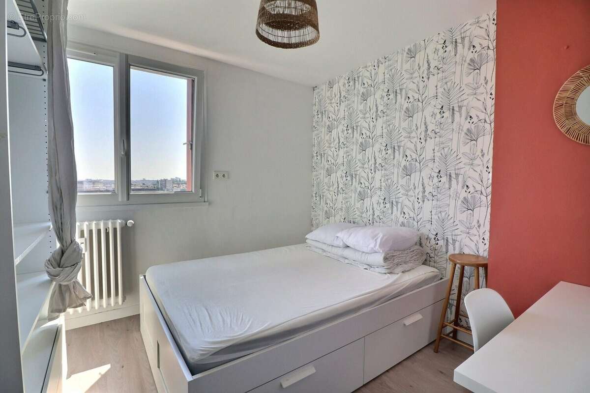 Appartement à CHATILLON