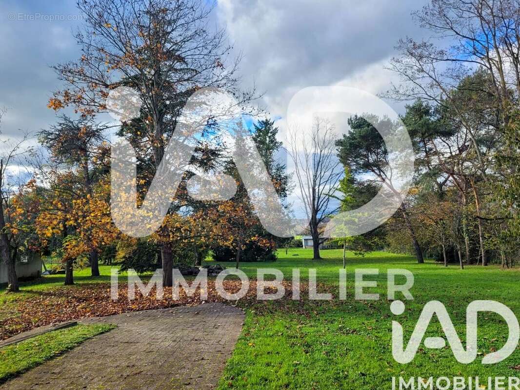 Photo 2 - Maison à ESTIVAREILLES