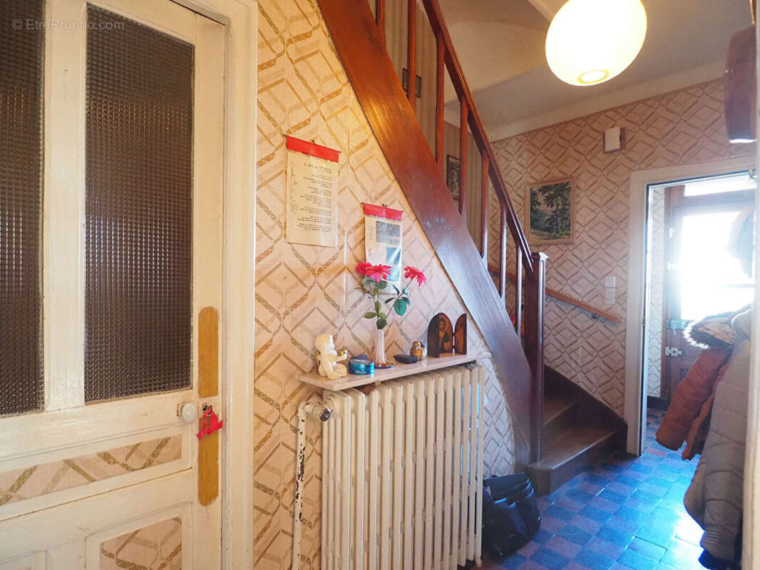 Maison à NOMEXY