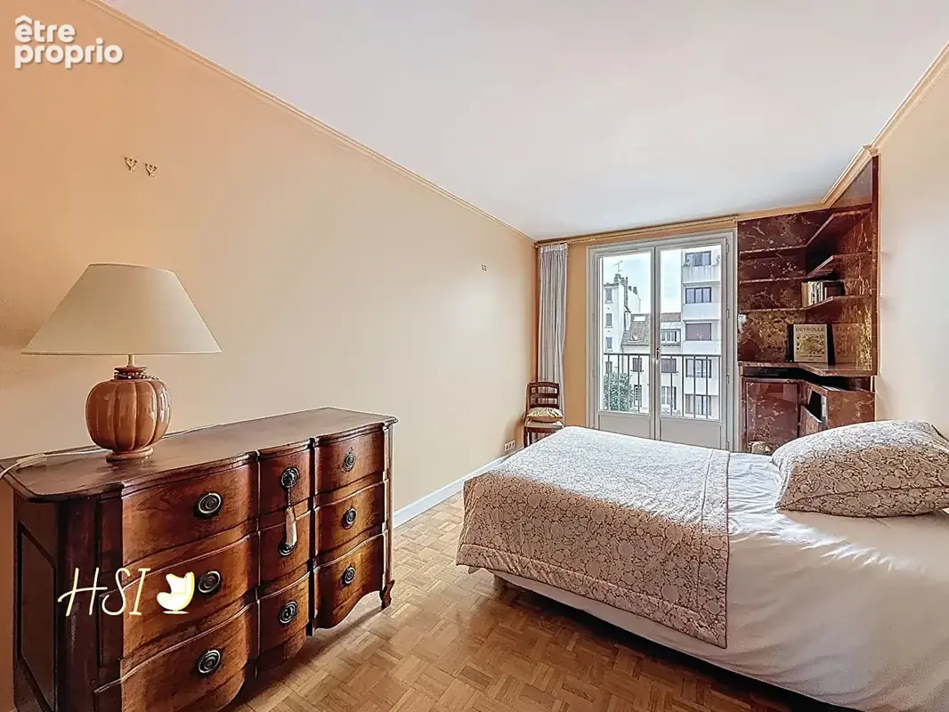 À vendre : Appartement traversant 6 pièces à Colombes - photo 8