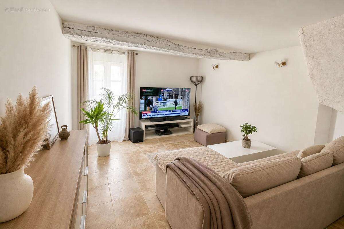 Maison de 3 pièces de 115 m² située à Bargemon - photo 6