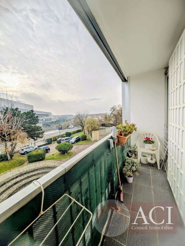 59586151b.jpg - Appartement à PIERREFITTE-SUR-SEINE