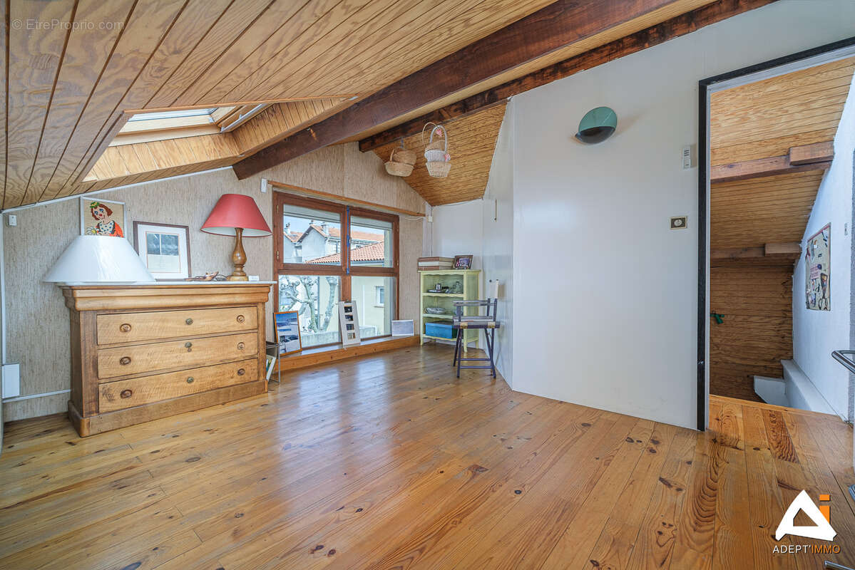 Maison à MARSEILLE-8E
