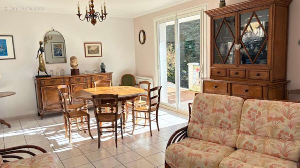 Maison 430 m² à Albi  - photo 5