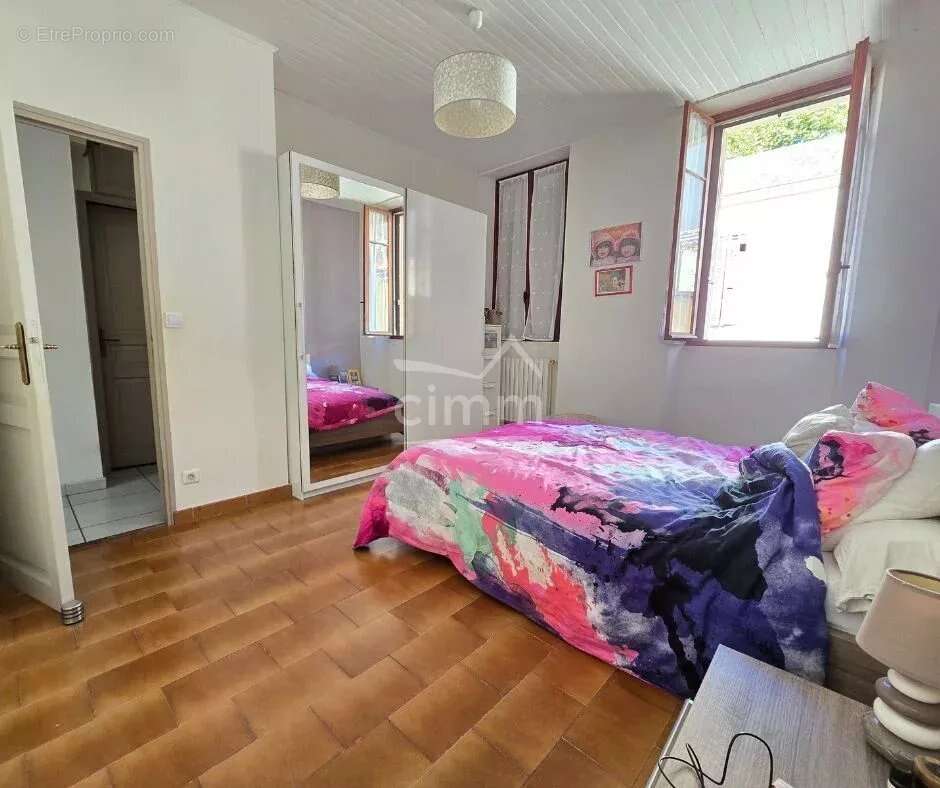 Appartement à MARSEILLE-15E