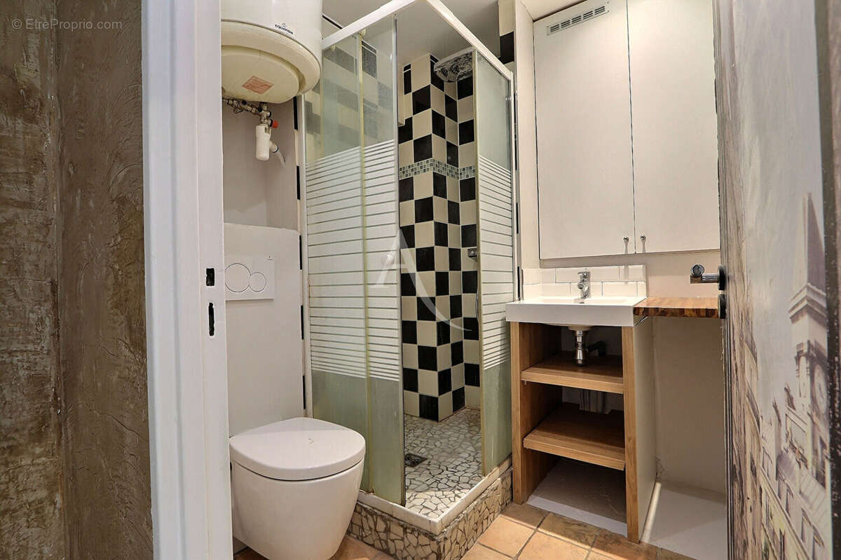 Appartement à AUBERVILLIERS