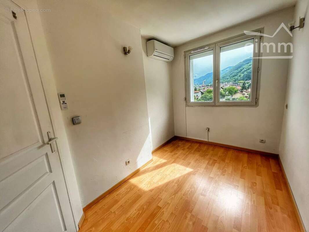 Appartement à DOMENE