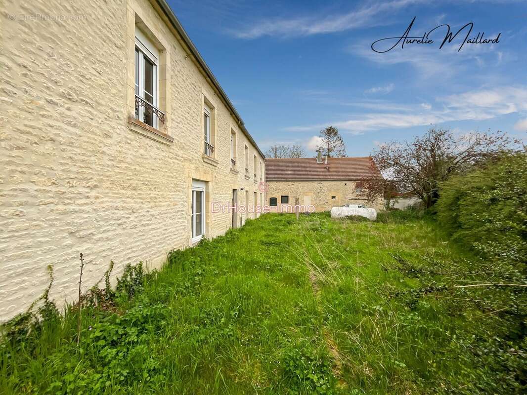 Maison à SAINT-AIGNAN-DE-CRAMESNIL