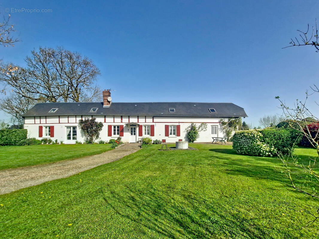 Maison à ETREPAGNY