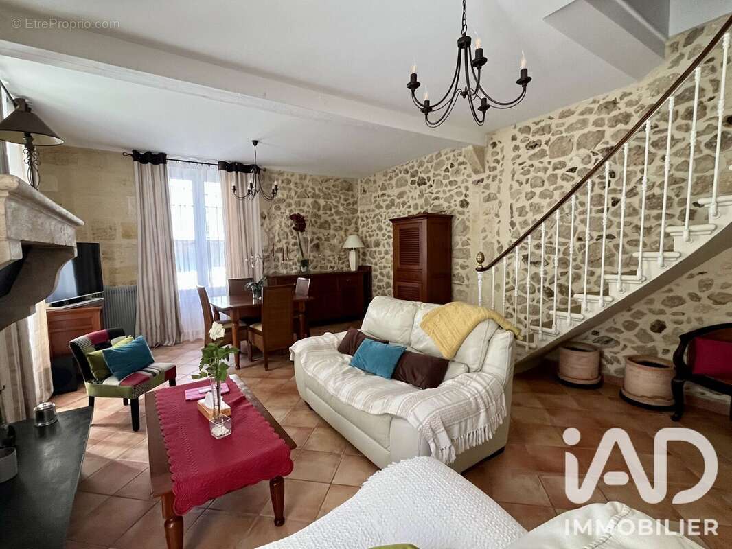 Photo 2 - Maison à CASTRES-GIRONDE