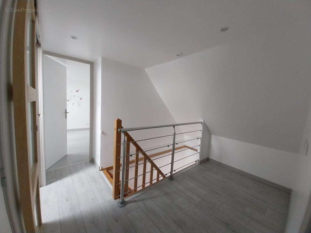 Maison de bourg, 3 chambres - photo 6