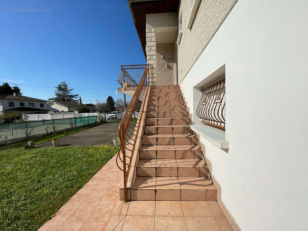 Maison à SAINT-SYLVESTRE-SUR-LOT