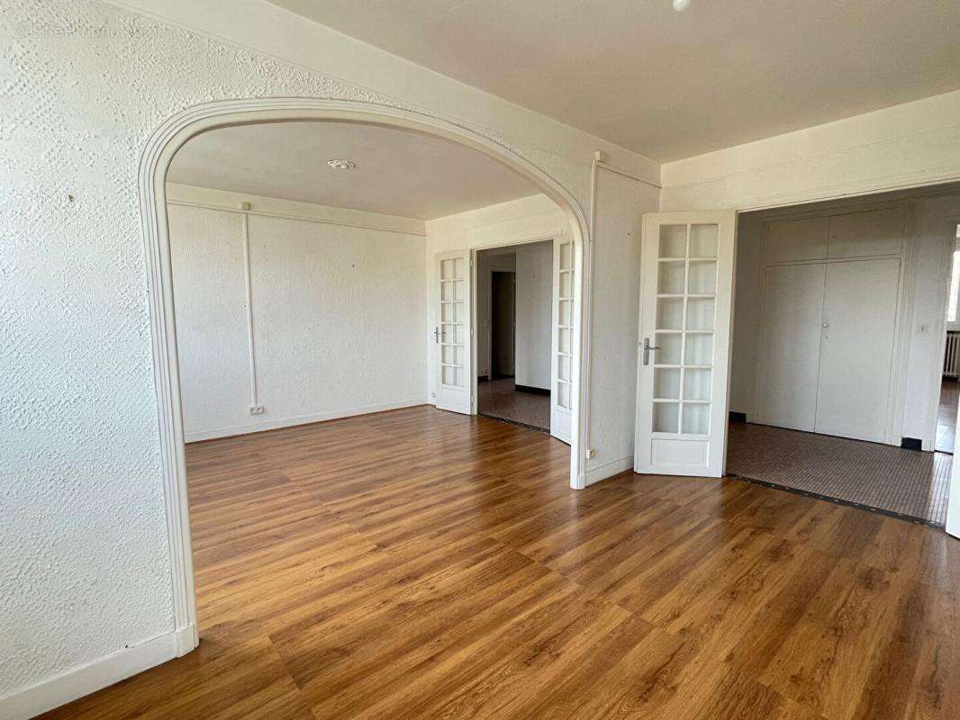 Appartement à VERNEUIL-SUR-AVRE