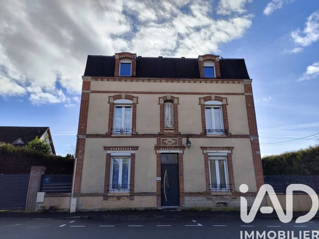Photo 1 - Maison à MAILLY-LE-CAMP