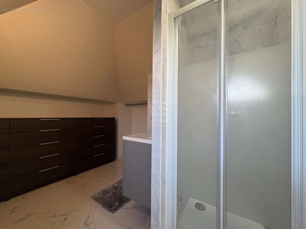 Maison à LE PLESSIS-TREVISE