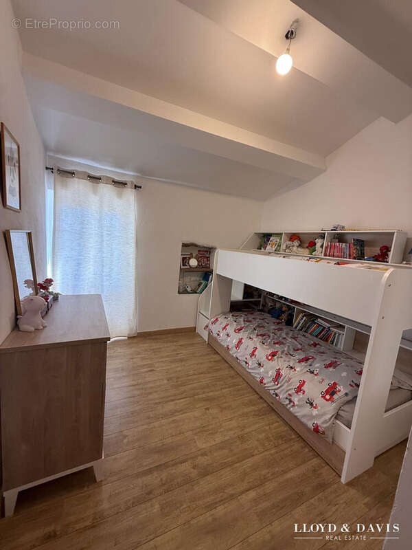 Maison à CENTURI
