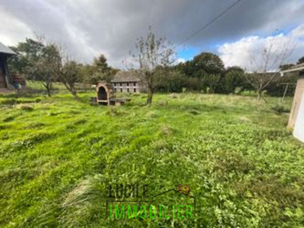 Maison 4 chambres 3 - Maison à LE VAUROUX