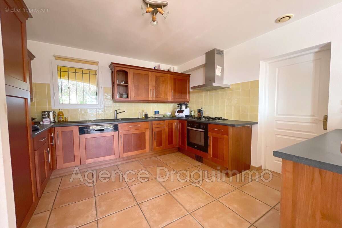 Maison à DRAGUIGNAN