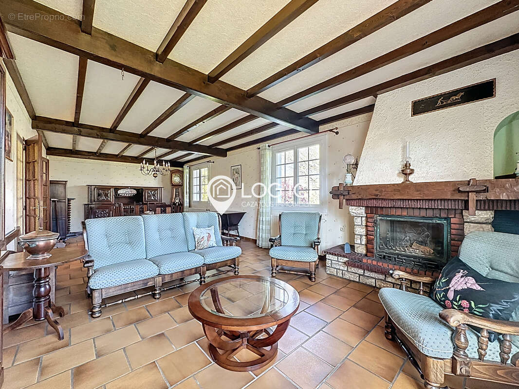 Maison à LESTELLE-BETHARRAM