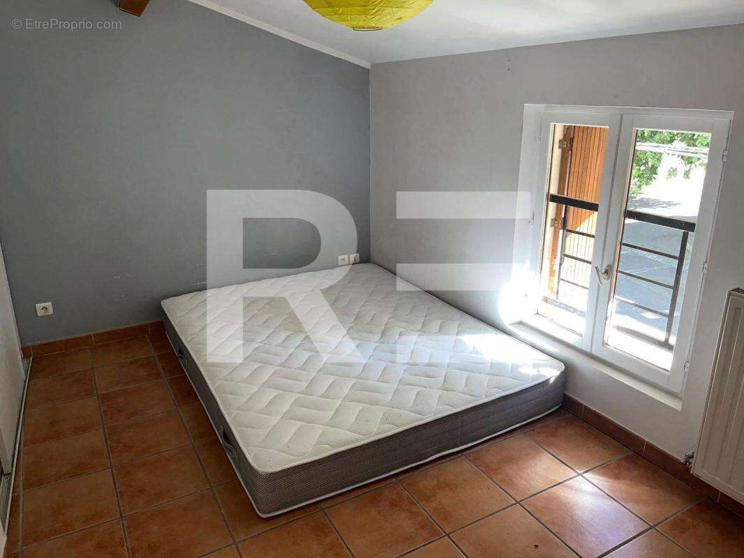 Appartement à BERNIS