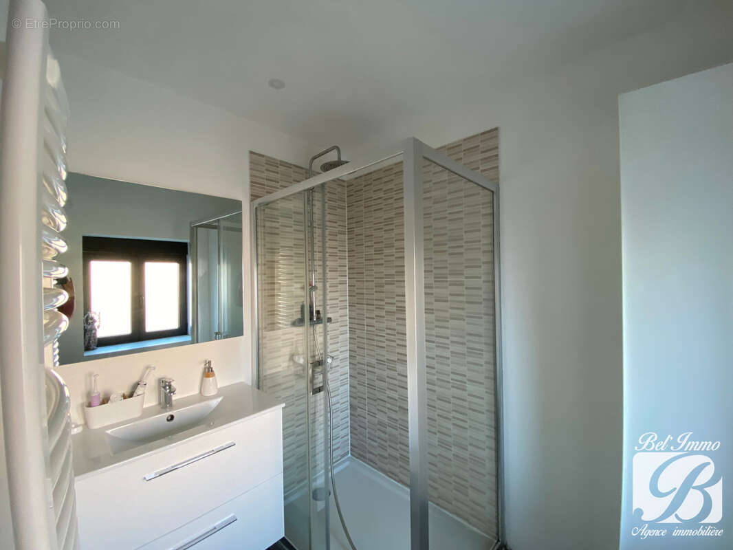 Maison à BOURG-SAINT-CHRISTOPHE