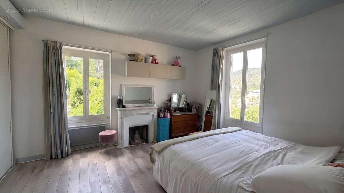 LA TURBIE - Maison de caractère dans le village - photo 13