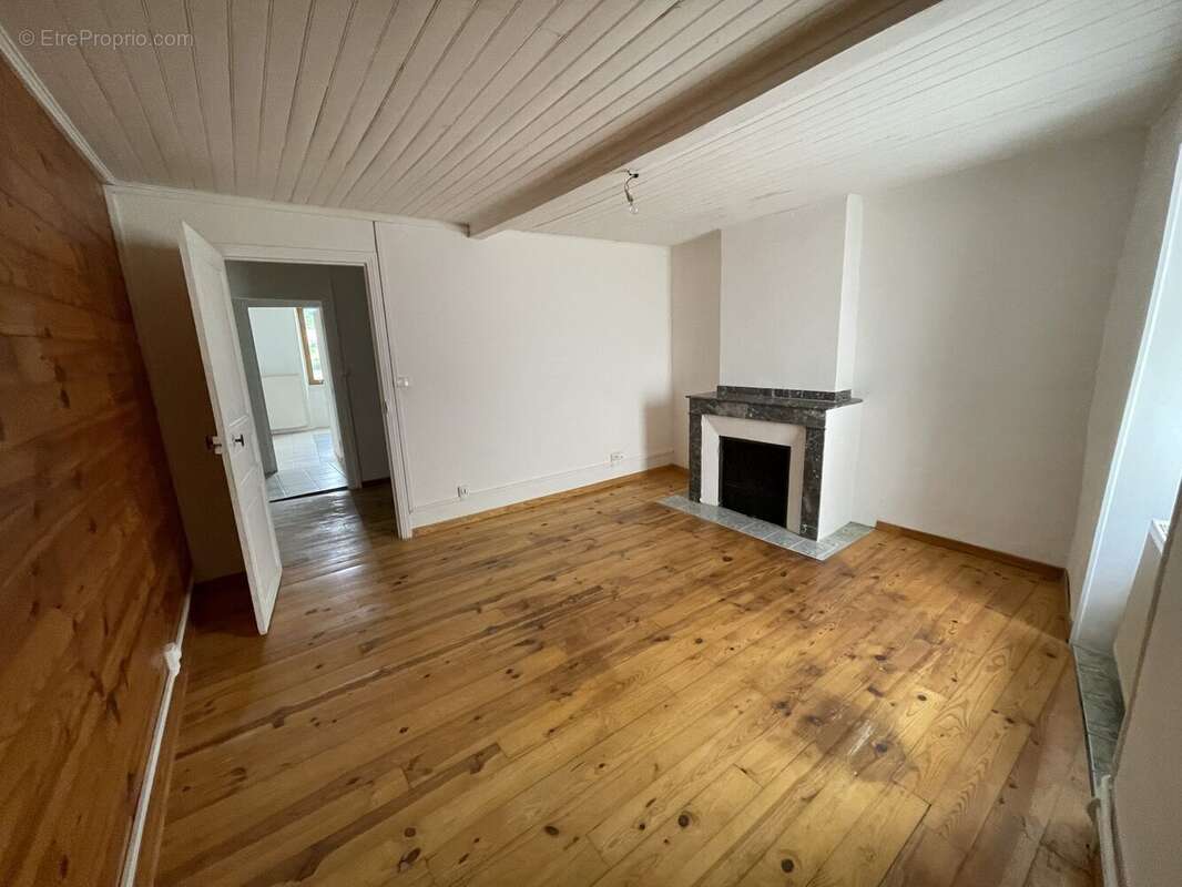 Maison à SAINT-FERRIOL