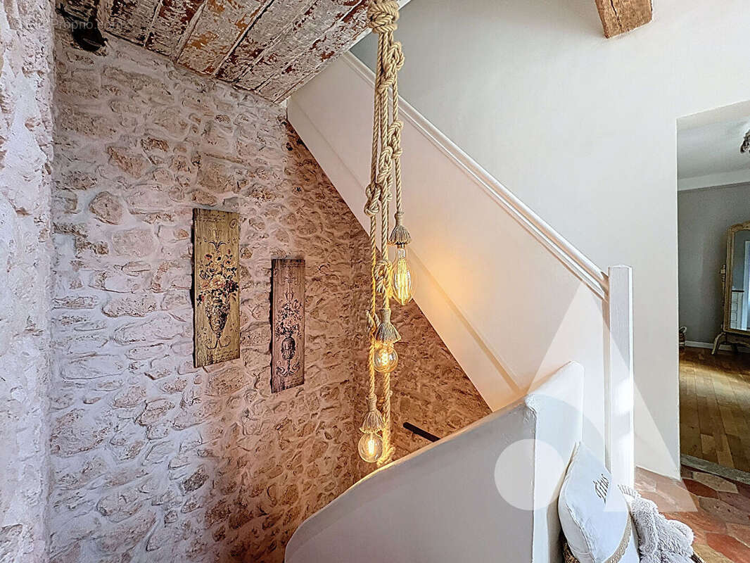 Maison à LE CANNET-DES-MAURES