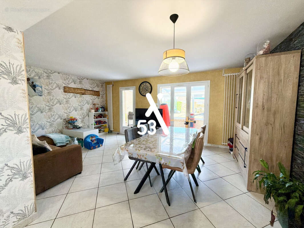 Maison 92 m² à Longuenesse  - photo 9