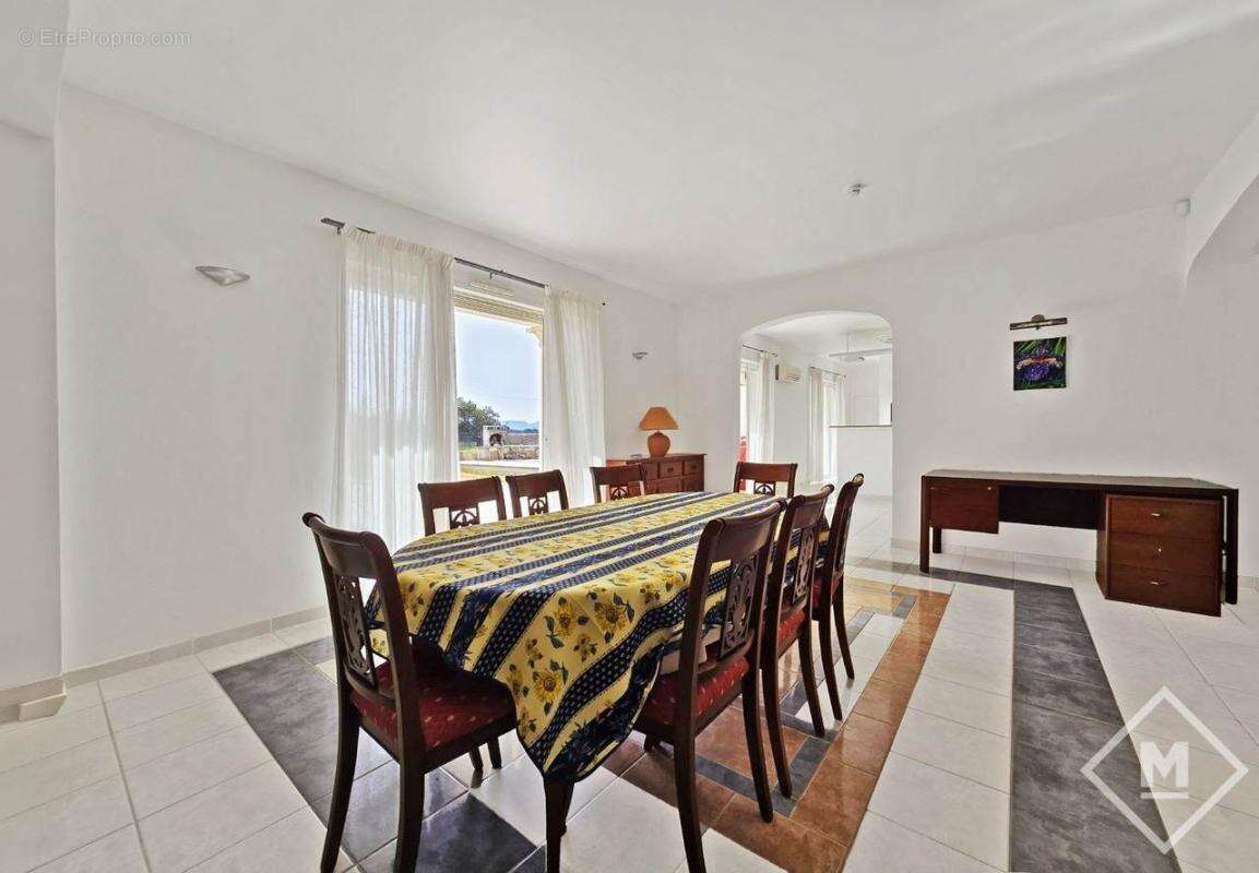 Maison à MARSEILLE-12E