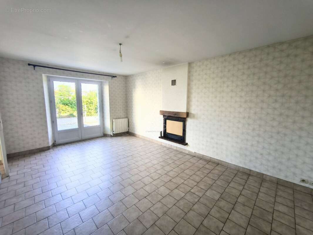 Maison à BEAUPREAU