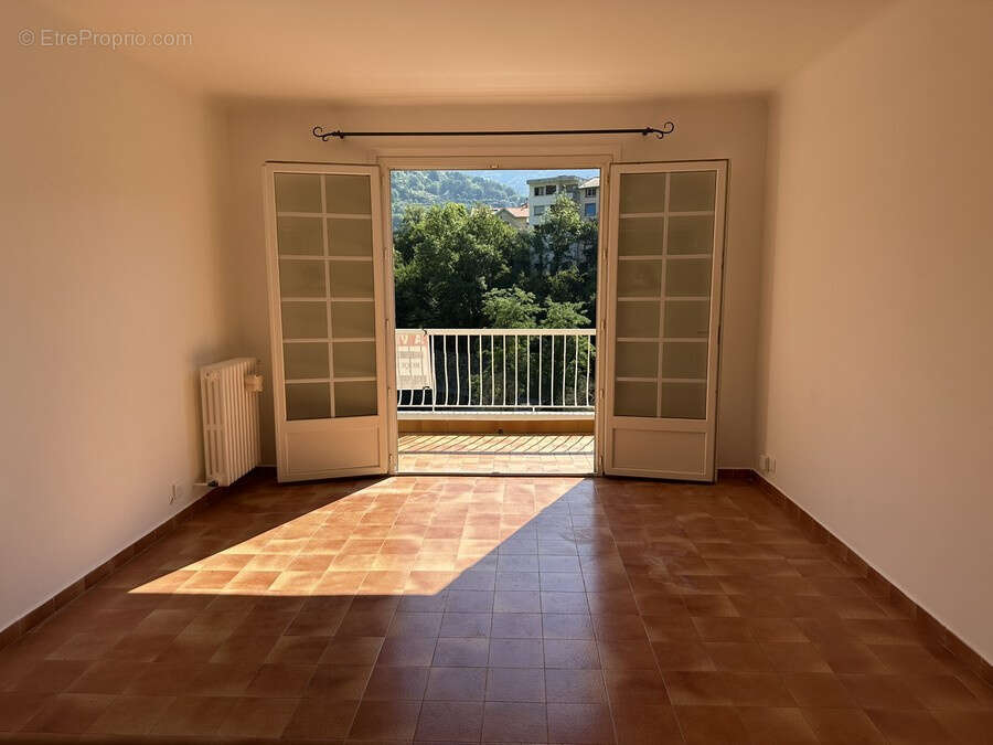 Appartement à ROQUEBILLIERE