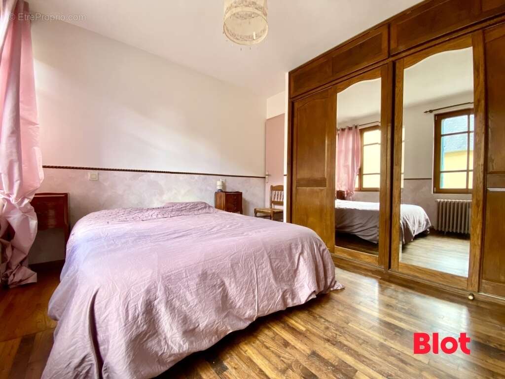 Maison 7 pièces 173 m² à vendre à Saint-Uniac (35360) - photo 7