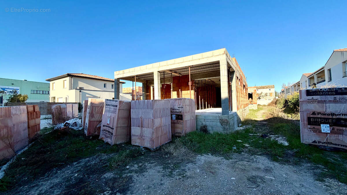 Maison à ALTHEN-DES-PALUDS