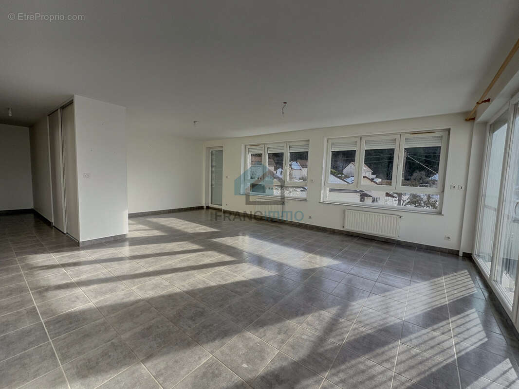 Appartement à MAICHE