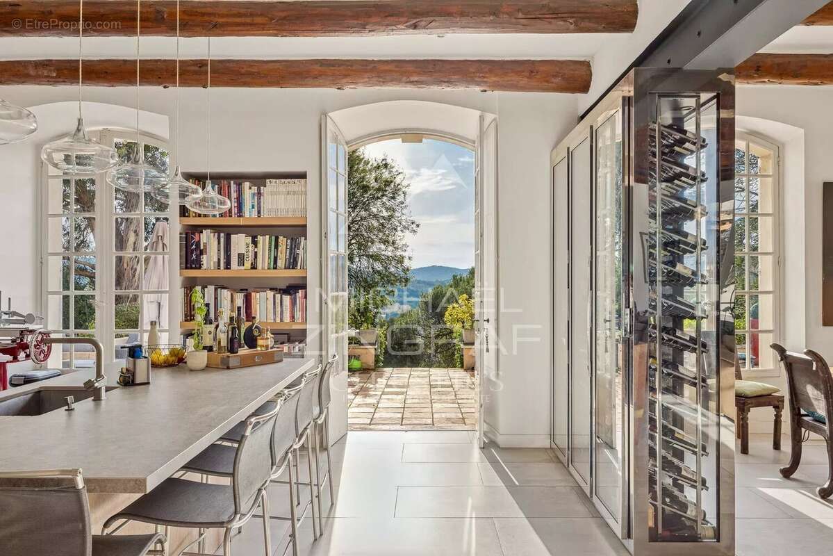 Maison à LA COLLE-SUR-LOUP