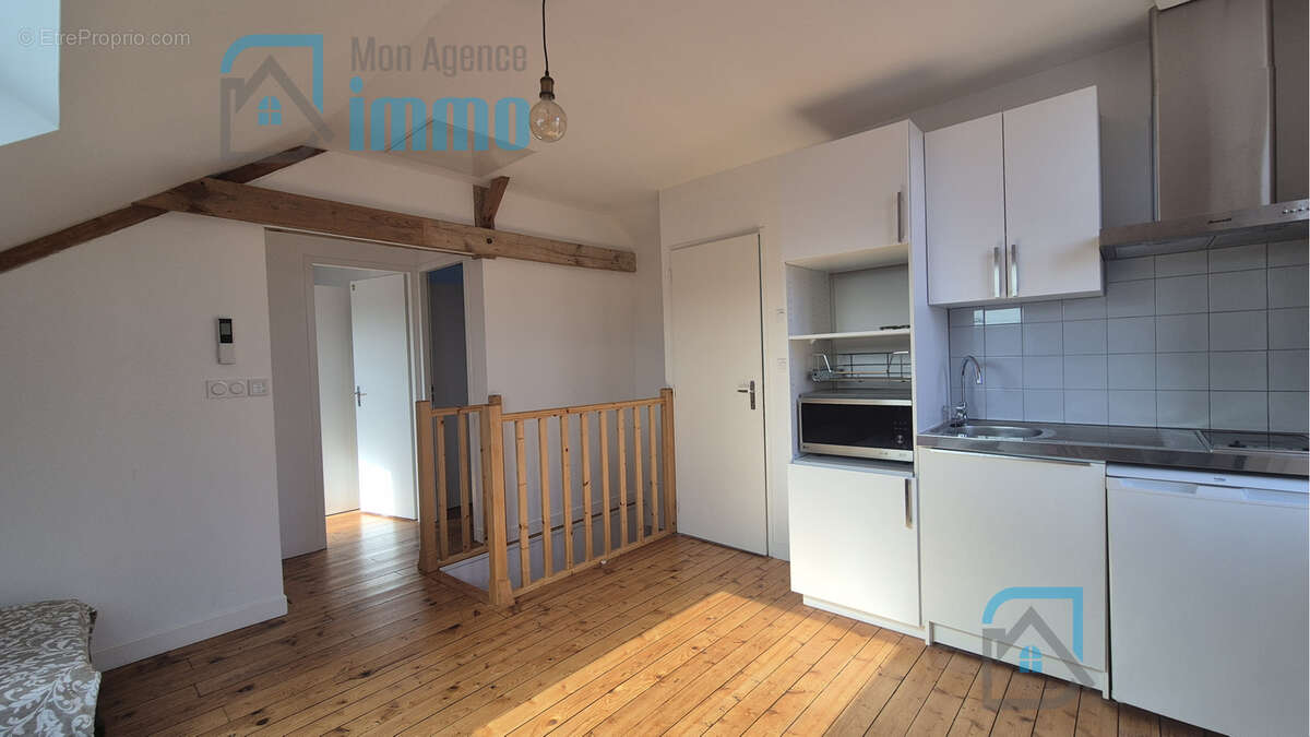 Bourges (18) - Maison familiale 5 chambres - photo 9