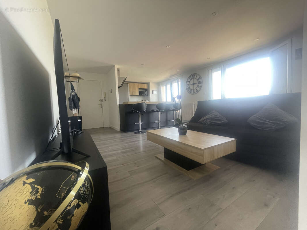 Appartement à RIORGES