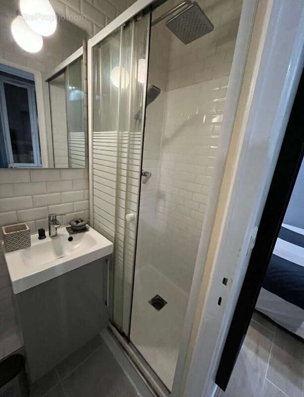 Appartement à PARIS-2E