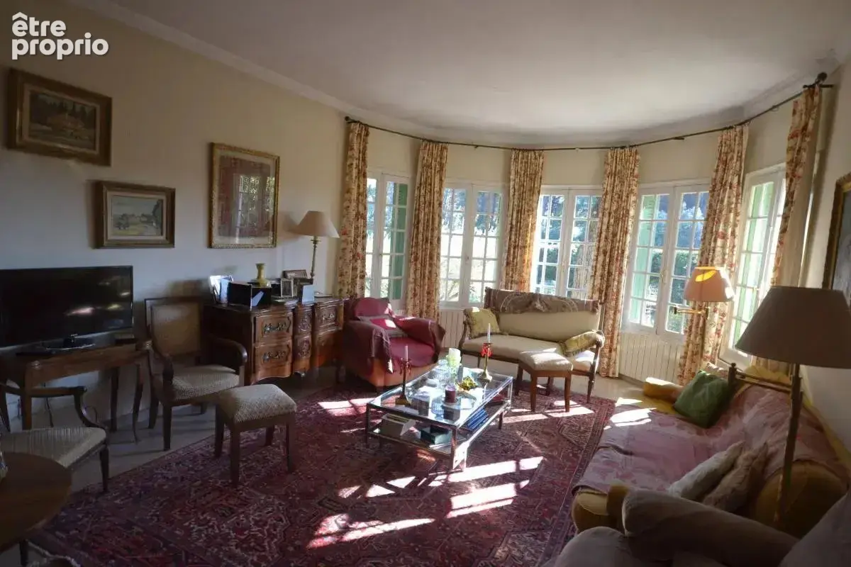 Maison de type villa ancienne en RDC +2 sur parcelles de 4830m2 - photo 20