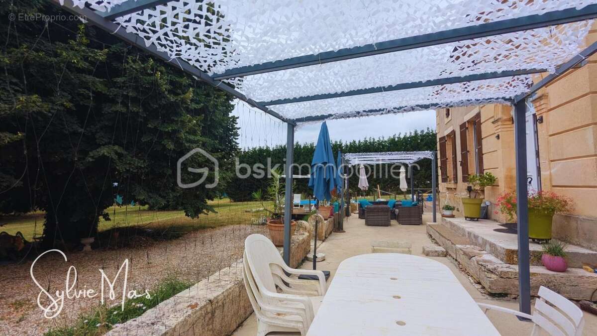 Maison de Maître 264 m² sur 1,2 ha, piscine, panneaux solaires - photo 15
