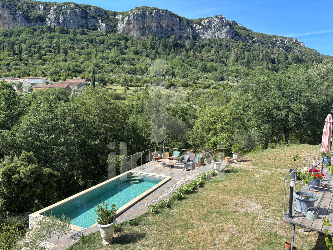 Maison ancienne bergerie 152 m2 vue exceptionnelle belles pierres - photo 5