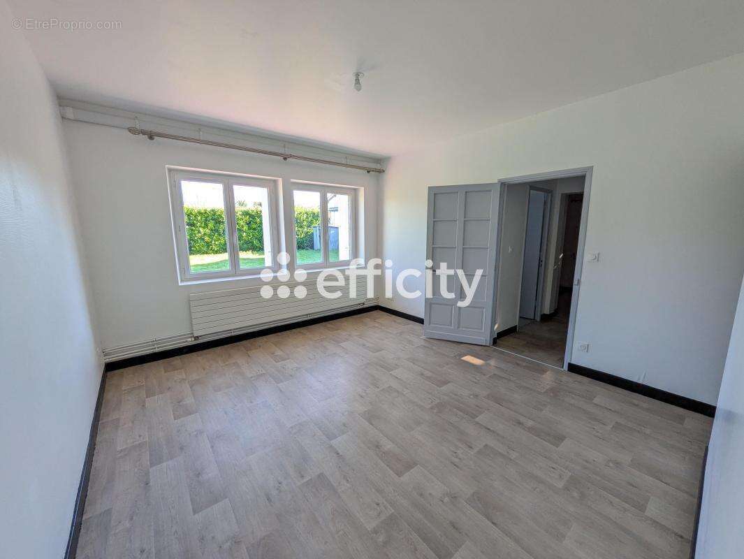 Appartement à SAINT-PIERRE-DU-MONT
