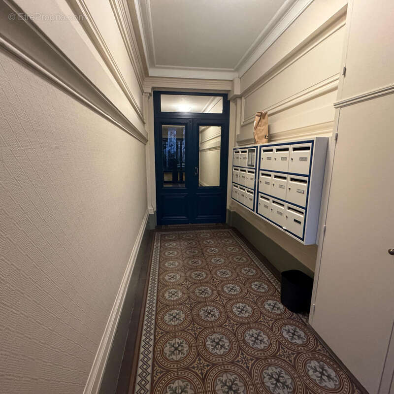 Appartement à PARIS-9E
