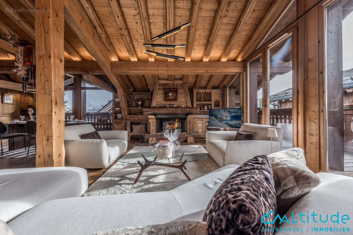 Maison à LA PERRIERE