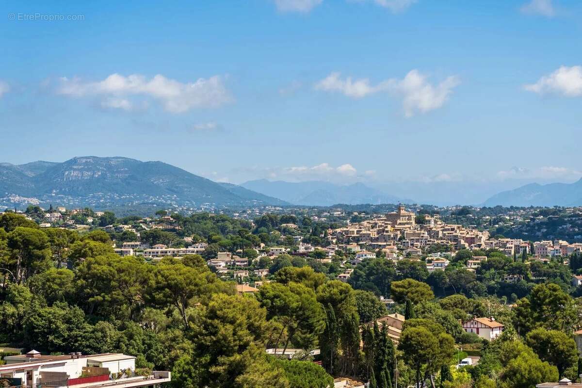 Appartement à CAGNES-SUR-MER