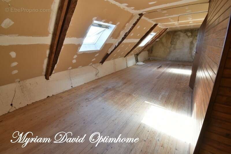 Maison à POULLAOUEN