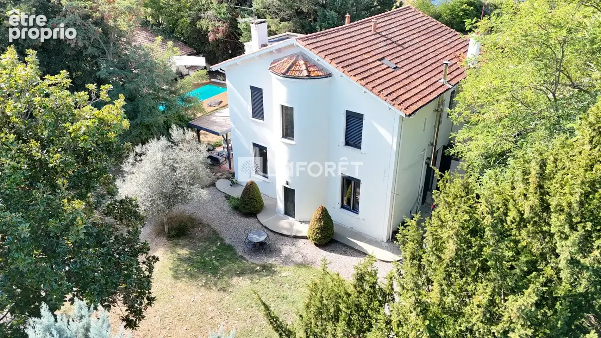 Photo Maison à Villeneuve-Les-Bouloc au prix de 763 000€