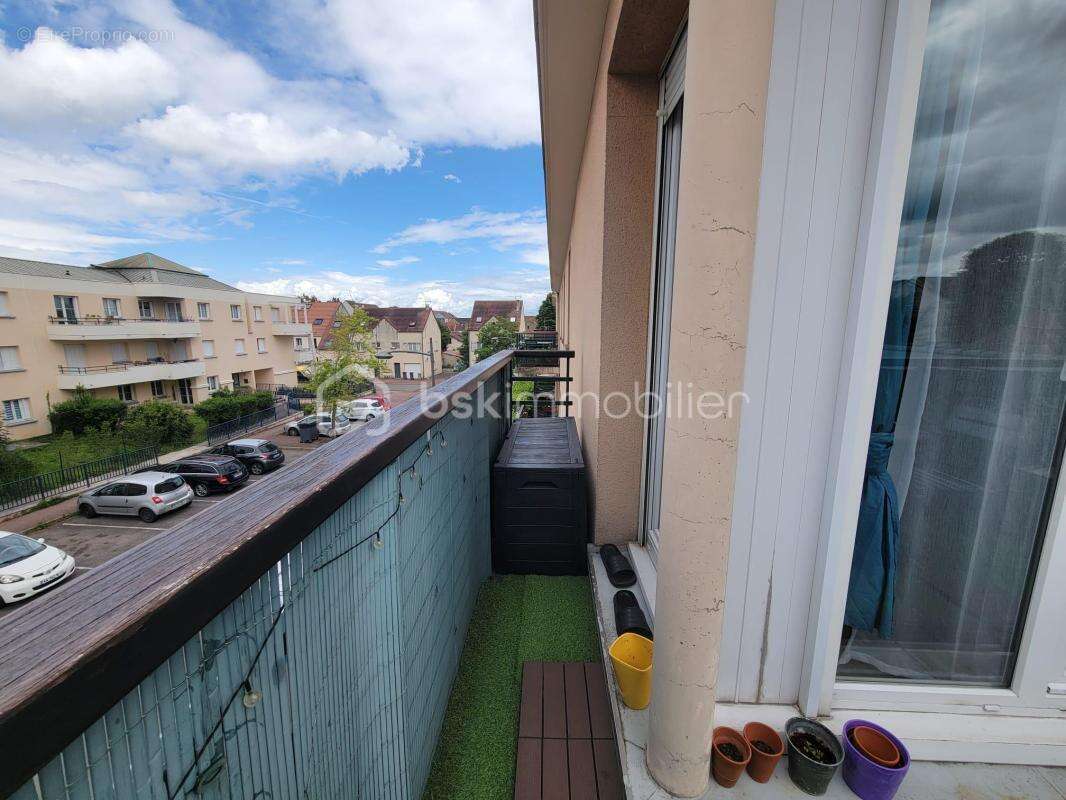 Appartement à LIEUSAINT